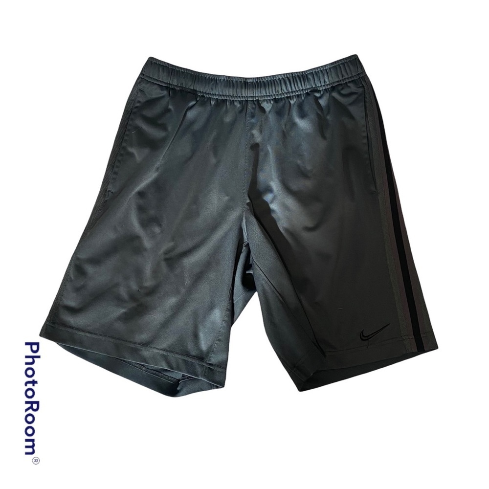Nike Gray Menβs Athletic Basketball Shorts Size Medium - Picture 3 of 3